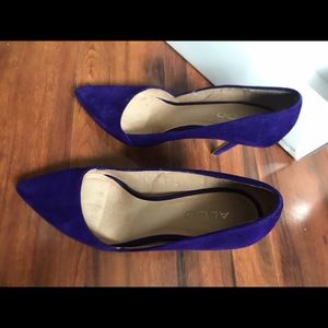 Aldo women’s suede pumps. Size 8